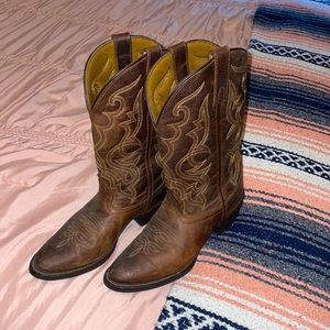 Laredo leather women’s cowboy boots size 8